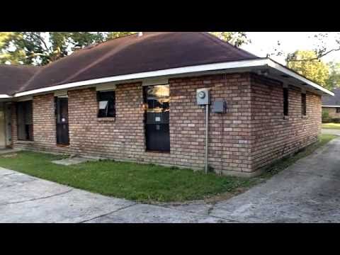 Baton Rouge Appraisers Video: Someone Took An Axe To This Foreclosed Home