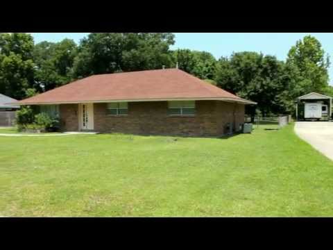 Three Bedroom Country Home For Sale In Central LA On Half Acre With Workshop Baton Rouge