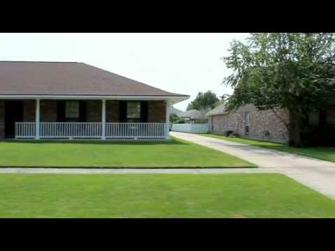 Large 4 Bedroom Baton Rouge Home For Sale In Coursey Blvd Interstate 12 Area 6537 Celestial Dr